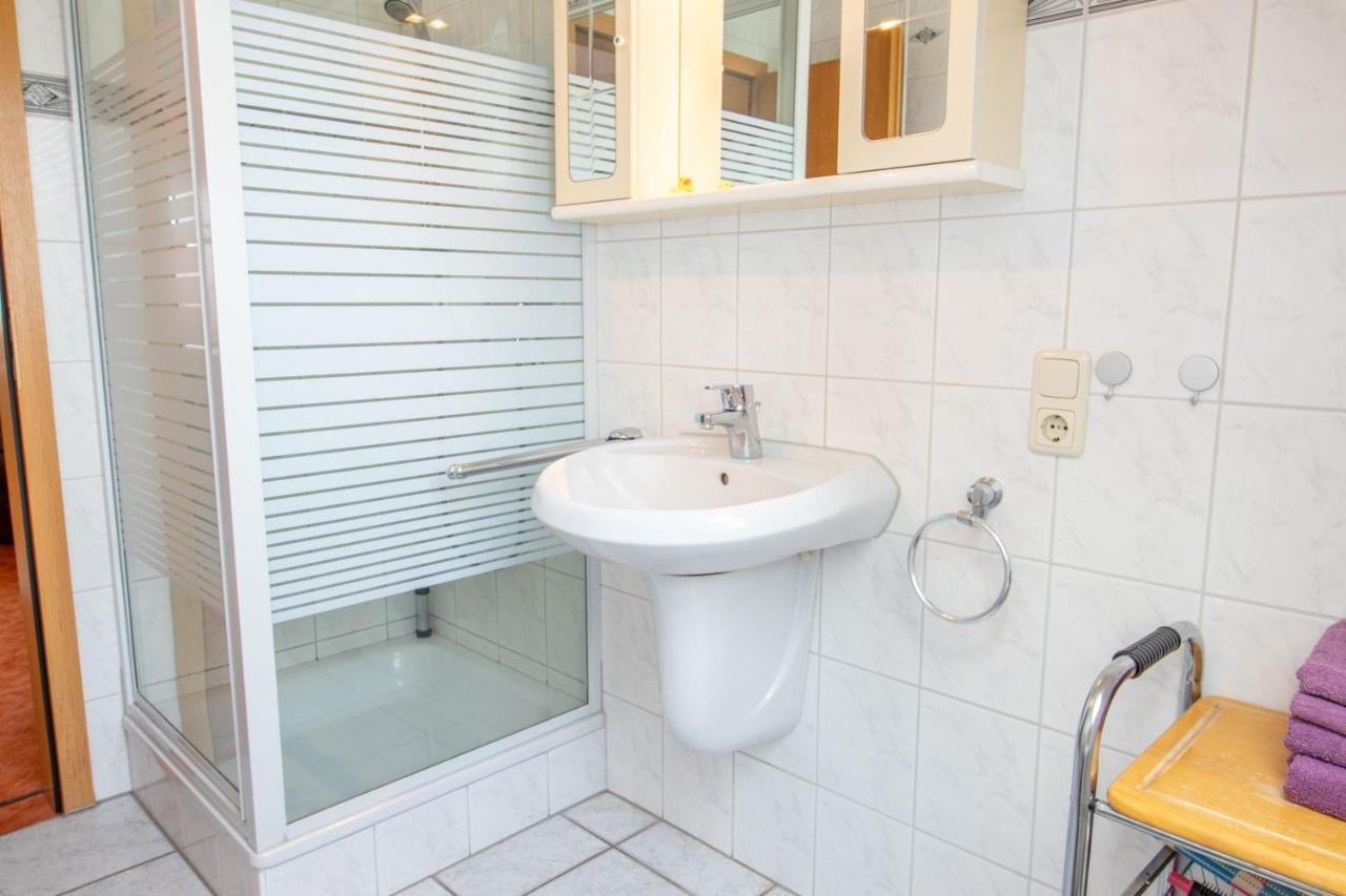 Urlaubs-Appartement Am Dorfrand Wieck Kültér fotó