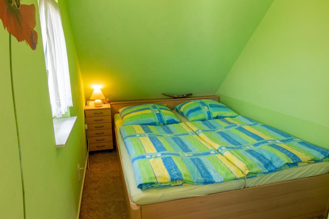 Urlaubs-Appartement Am Dorfrand Wieck Kültér fotó